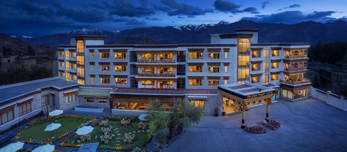 Top 5 Resorts to Experience Snow